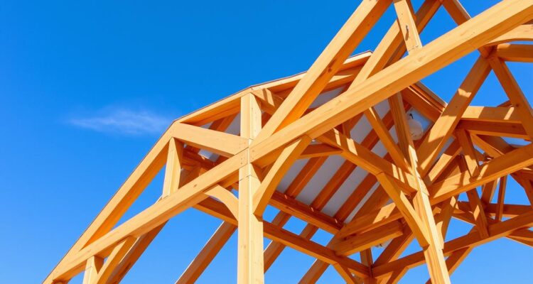 Jak zaprojektować więźbę dachową